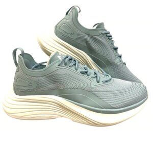APL Athletic Propulsion Labs Streamline Sneakers Size 7.5 in Elder Green/White
